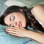 Παγκόσμια Ημέρα Ύπνου: Κατά 2 ώρες μειώθηκε η μέση διάρκεια ύπνου στο δυτικό κόσμο – Επιπτώσεις από την έλλειψη ύπνου