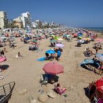 Ισπανία: Οι κάτοικοι στερούνται τις υπέροχες παραλίες της χώρας τους λόγω της αύξησης των τιμών στα τουριστικά θέρετρα