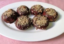 Κραπφεν με σοκολάτα και καρύδια – Τα γερμανικά ντόνατς πειρασμός… Κραπφεν με σοκολάτα και καρύδια - Τα γερμανικά ντόνατς πειρασμός…