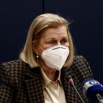 Μαρία Θεοδωρίδου: Ελάχιστες και ήπιες οι παρενέργειες του εμβολίου και στην Ελλάδα