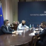 ΕΙΔΗΣΕΙΣ ΣΕ ΒΙΝΤΕΟ: Συνάντηση του Απόστολου Τζιτζικώστα με το Στέλιο Πέτσα στα γραφεία της ΠΚΜ