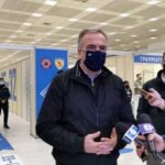 Ο Σταύρος Καλαφάτης στον Mega Εμβολιαστικό Σταθμό στον χώρο της Δ.Ε.Θ.