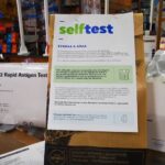 Την Πέμπτη η διάθεση self-test για τους μαθητές από τα φαρμακεία