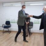 ΕΙΔΗΣΕΙΣ ΣΕ ΒΙΝΤΕΟ: Τη διαδικασία εμβολιασμού της ομάδας ασθενών με νοσήματα πολύ υψηλού κινδύνου παρακολούθησε ο Πρωθυπουργός