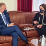 Συνάντηση Σταύρου Καλαφάτη – Γιάννας Αγγελοπούλου – Δασκαλάκη