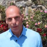 ΕΙΔΗΣΕΙΣ ΣΕ ΒΙΝΤΕΟ: Το μήνυμα του Γιάνη Βαρουφάκη για το Πάσχα