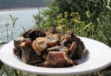 Κοντοσούβλι αρνί