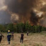 ΕΙΔΗΣΕΙΣ ΣΕ ΒΙΝΤΕΟ: Αλλεπάλληλες εκρήξεις στο Κρυονέρι