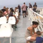 ΕΙΔΗΣΕΙΣ ΣΕ ΒΙΝΤΕΟ: φλεγόμενη Εύβοια: Απομακρύνονται οι κάτοικοι με πλοία
