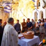 ΕΙΔΗΣΕΙΣ ΣΕ ΒΙΝΤΕΟ: Η γιορτή του Γενεσίου της Θεοτόκου στα απόκρημνα βράχια της Καραθώνας