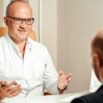 Θεσσαλονίκη: Πρώτες βοήθειες ψυχικής υγείας – Ένα σχέδιο που μπορεί να εφαρμόσει ο καθένας σε περιπτώσεις έντονου δυσφορικού στρες