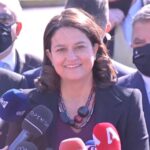 ΕΙΔΗΣΕΙΣ ΣΕ ΒΙΝΤΕΟ: Δήλωση της Νίκης Κεραμέως μετά την μαθητική παρέλαση στο Σύνταγμα