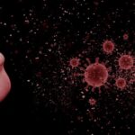 Υγεία: Η φυματίωση, όπως και η Covid-19, μεταδίδεται απλώς με την αναπνοή, όχι μόνο με τον βήχα, σύμφωνα με νέα επιστημονικά δεδομένα