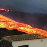 Ισπανία-ηφαίστειο: Οι κάτοικοι της Λα Πάλμα δεν βλέπουν τέλος στη δοκιμασία τους ένα μήνα μετά την έκρηξη του ηφαιστείου
