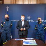 Ο Α. Τζιτζικώστας παρέδωσε εξοπλισμό στη 2η ΕΜΑΚ και στην Πολιτική Προστασία της Περιφέρειας