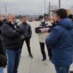 Ελληνική Λύση-Κων. Μπούμπας: “AΓPOTEΣ XΩPIΣ ΛEΦTA, AΓOPA XΩPIΣ ΔOYΛEIA!!”