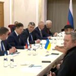 ΕΙΔΗΣΕΙΣ ΣΕ ΒΙΝΤΕΟ: Ξεκίνησαν οι συνομιλίες μεταξύ Ουκρανίας και Ρωσίας