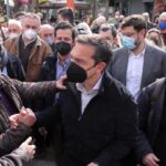 Περιοδεία Αλ. Τσίπρα στην αγορά της Ν. Ιωνίας: «Η κατάσταση στην αγορά είναι τραγική -Το εισόδημα συρρικνώνεται δραματικά»