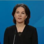 Γερμανία: «Μακάρι να μπορούσαμε να διαπραγματευτούμε» με τον Πούτιν, λέει η ΥΠΕΞ Αναλένα Μπέρμποκ