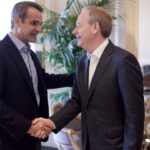 Τα επενδυτικά σχέδια της Microsoft στην Ελλάδα στο επίκεντρο της συνάντησης του Κυρ. Μητσοτάκη με τον πρόεδρο της εταιρείας