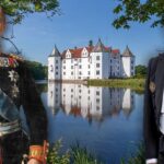 Ο Βασιλιάς απέθανε, ζήτω η δημοκρατία – Γράφει ο Νίκος Γ. Σακελλαρόπουλος