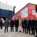 Αναχωρεί το πρώτο πλοίο με ανθρωπιστική βοήθεια στην Τουρκία – Αύριο θα σταλεί αεροπορικώς φαρμακευτικό υλικό και στη Συρία