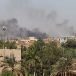 Σουδάν: Σφοδρές μάχες μαίνονται στο Χαρτούμ κατά την εικοστή ημέρα του πολέμου, καθώς παραβιάσθηκε και η νέα εκεχειρία