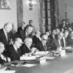 Όταν η Ελλάδα συνδέθηκε με την Ευρώπη – Γράφει ο Μιχάλης Δεμερτζής