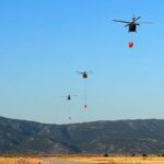 Συνέδραμαν ελικόπτερα των ΗΠΑ στην κατάσβεση των πυρκαγιών