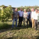 Στήριξη σε νέους παραγωγούς και κτηνοτρόφους από τον Λευτέρη Αυγενάκη