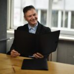 Αποκαλυπτική συνέντευξη του υπ. περιφ.συμβούλου της ΣΥΝ-εργασίας, Ερρίκου Πετιλόν