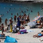 ΥΠΟΙΚ: 918 έλεγχοι και 336 παραβάσεις στον αιγιαλό σε διάστημα 20 ημερών