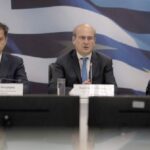 Τέσσερις άξονες πρωτοβουλιών και ένα δισ. ευρώ σε νέα μέτρα στήριξης εξήγγειλε ο Κ. Χατζηδάκης εξειδικεύοντας τις ανακοινώσεις του πρωθυπουργού στη ΔΕΘ