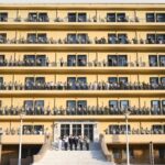 Στην τελετή απόδοσης τιμών στους θανόντες της αποστολής ανθρωπιστικής βοήθειας στη Λιβύη παρέστη ο Ν. Δένδιας