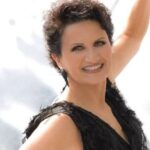 Η χοντρή της Άλκηστης & η υπερβολή – Γράφει ο Νίκος Γ. Σακελλαρόπουλος