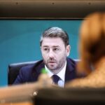 Ανδρουλάκης και… «ο λαός δεν ξεχνά τα σημαίνει Δεξιά»… – Γράφει ο Νίκος Γ. Σακελλαρόπουλος