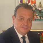 Τα Πρωτοχρονιάτικα Κάλαντα στον πρόεδρο του ΣΥΡΙΖΑ-ΠΣ, Σωκράτη Φάμελλο, θα ψάλλει το χορευτικό τμήμα της αδελφότητας Κρωμναίων Καλαμαριάς της Πανελλήνιας Ομοσπονδίας Ποντιακών Σωματείων