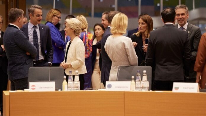 ΚΜΗΤΣ2345ΑΑ123 - φωτ ΑΠΕ - ΓΤΠ - Δ. ΠΑΠΑΜΗΤΣΟΣ