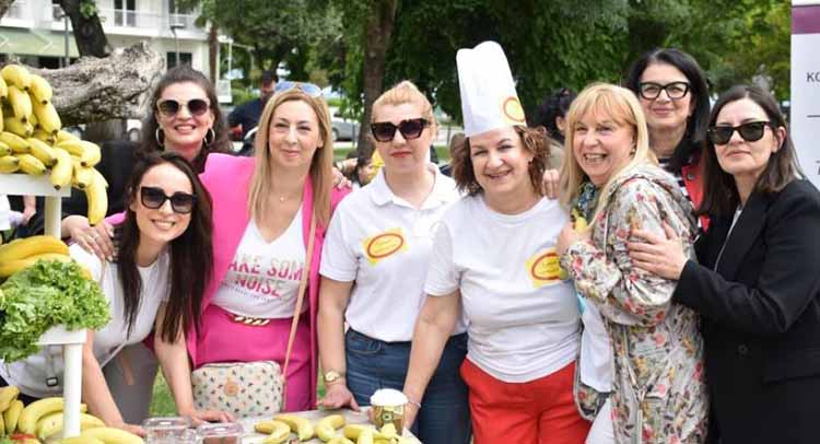 12 5 25 Mamageireuontas