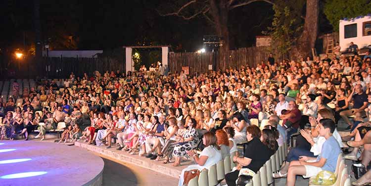 rena morfi naoussa 2025 13