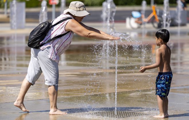Καύσωνας - φωτο ΑΠΕ