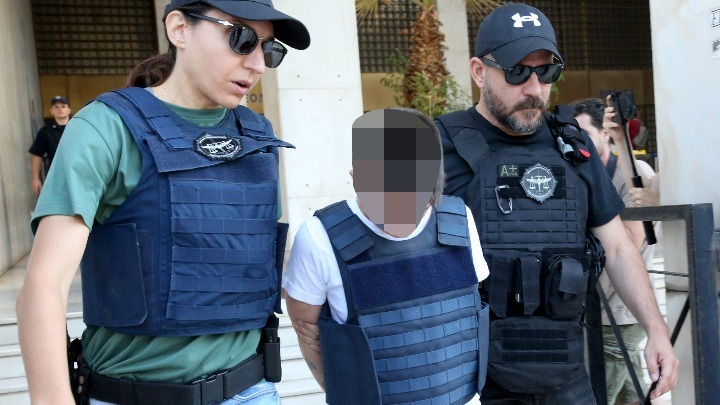 Προθεσμία για να απολογηθεί την Κυριακή ζήτησε και πήρε η Μουρτζούκου – Ομολόγησε στους αστυνομικούς