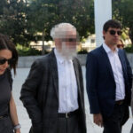 Ένοχος χωρίς κανένα ελαφρυντικό ο Πέτρος Φιλιππίδης – Τρία χρόνια με αναστολή η ποινή