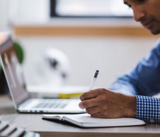 λαπτοπ εργασία