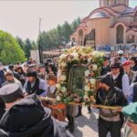 Ημαθία – Παναγία Σουμελά: Με ιδιαίτερη κατάνυξη και λαμπρότητα τελέστηκε και φέτος ο εορτασμός της Κοιμήσεως της Θεοτόκου – φωτό