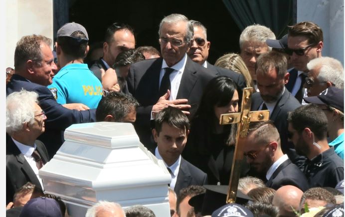 Κηδεία Λένας Σαμαρά - φωτο ΑΠΕ