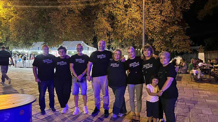 enarxi naoussa street food festival 2025 4