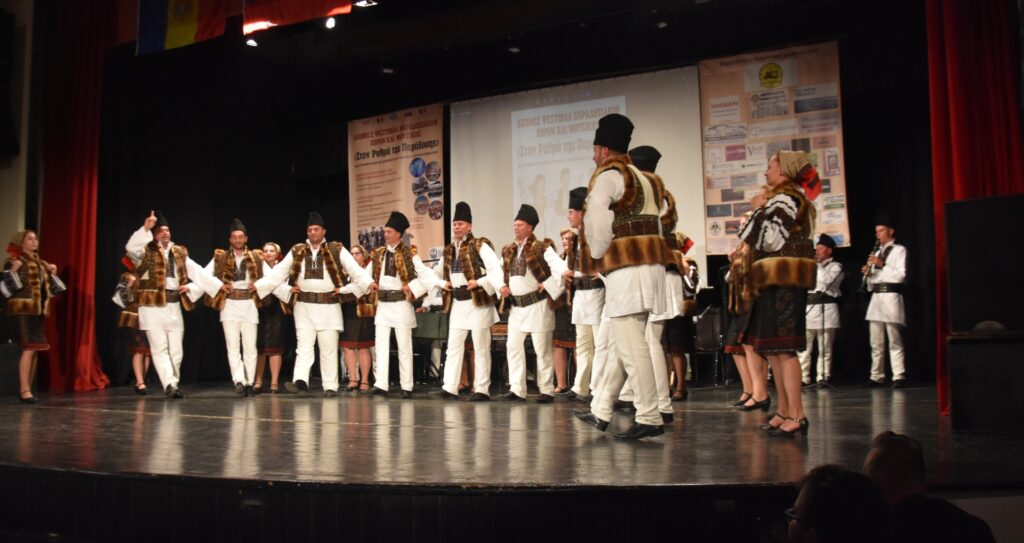 festival paradosi mpoules 4