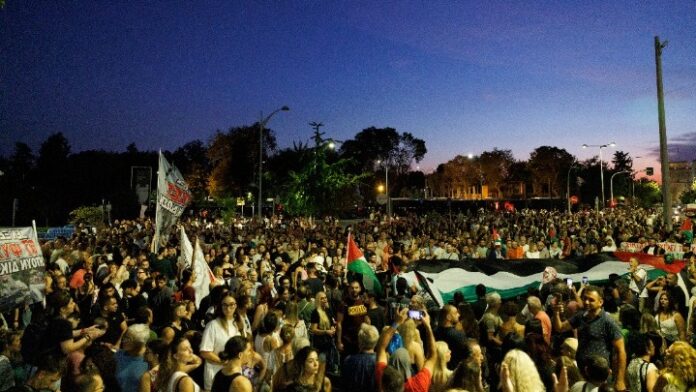 ΠΟΡ ΘΕΣ234Κ876 - φωτο ΑΠΕ