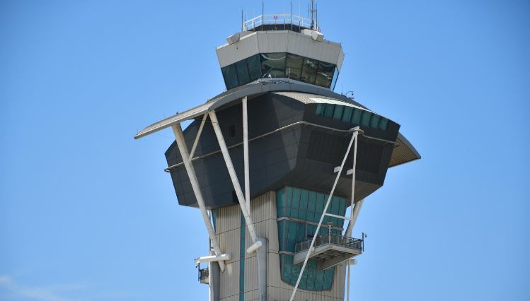 Έκλεισαν τέσσερα αεροδρόμια στη Δανία εξαιτίας μη επανδρωμένων αεροσκαφών